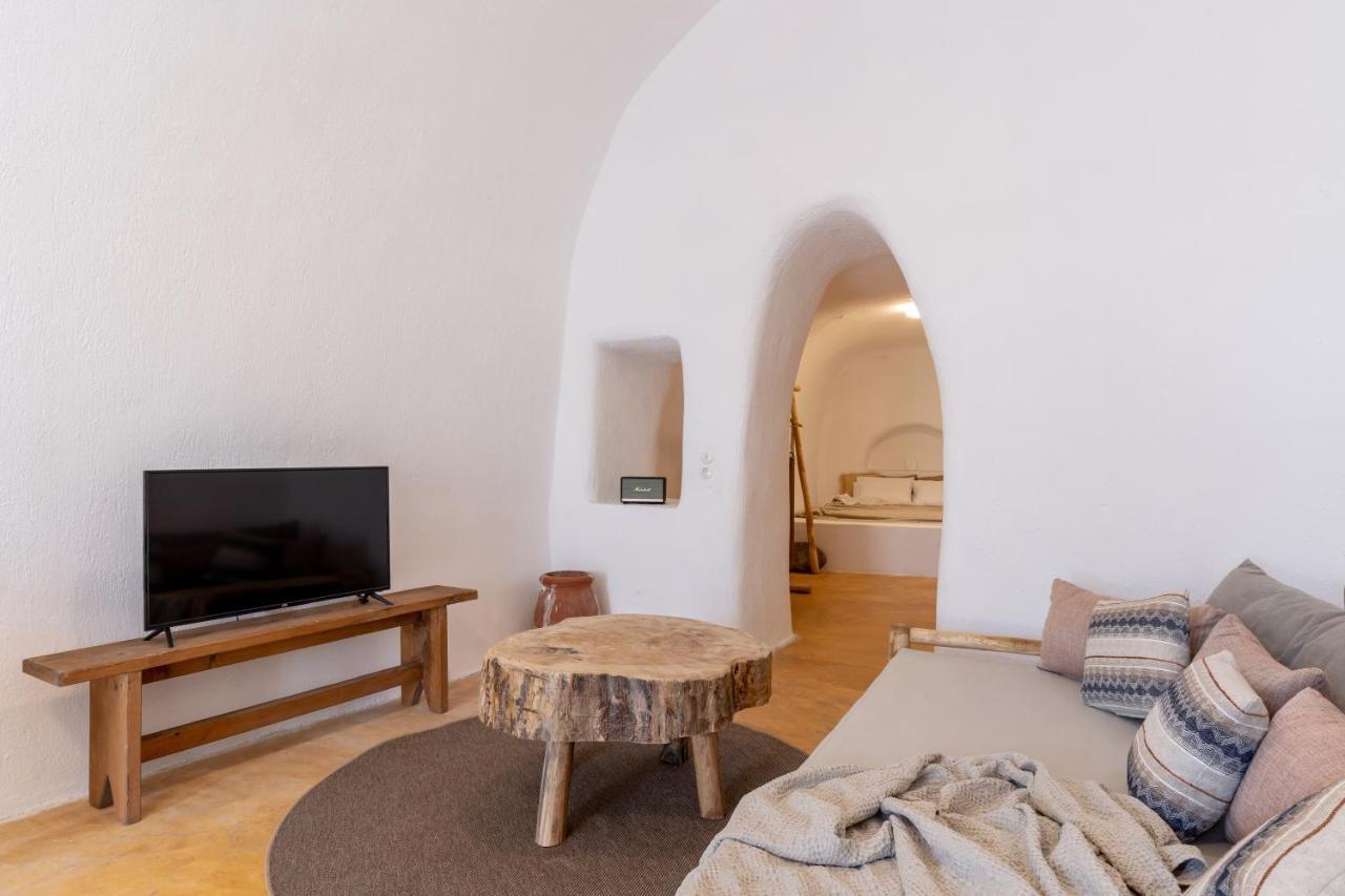 Caval II Hotell Fira  Exteriör bild