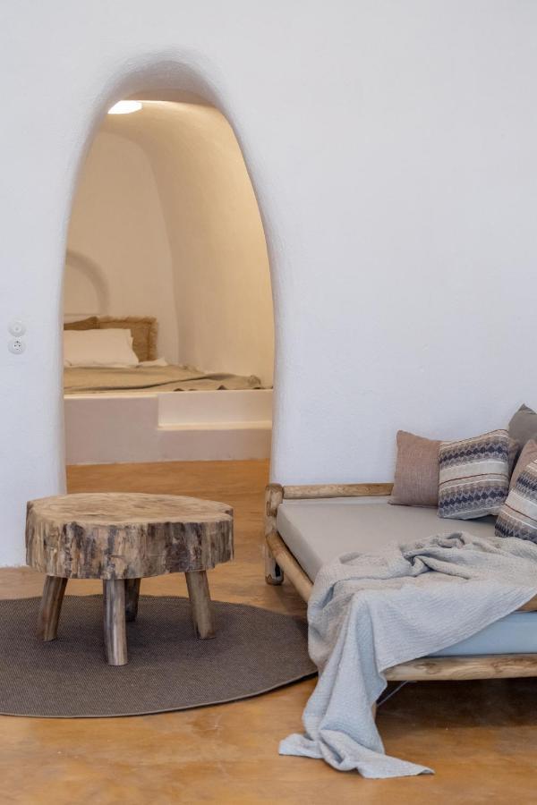 Caval II Hotell Fira  Exteriör bild